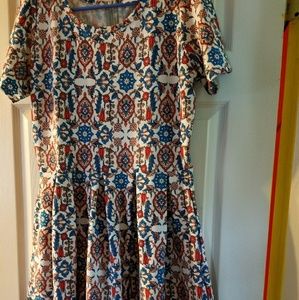 EUC XL dipped Amelia LuLaRoe